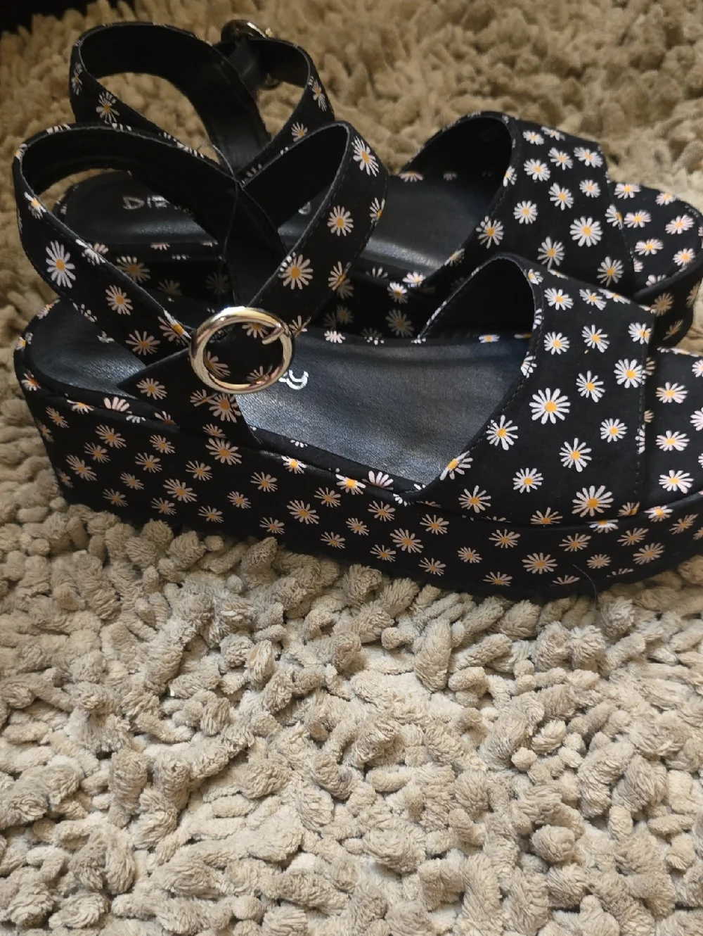 New Dirty Laundry Women's Size 6.5 Black Daisy Print Platform Sandals 2 1/4 Heel